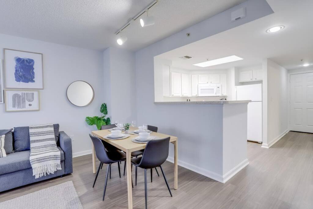 Sensational 1 Bedroom Condo At Ballston Place With Gym Arlington Eksteriør bilde