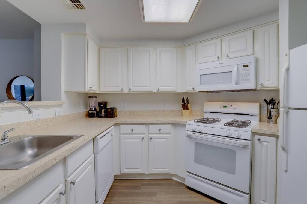 Sensational 1 Bedroom Condo At Ballston Place With Gym Arlington Eksteriør bilde