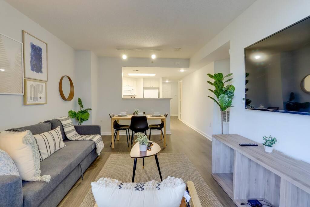 Sensational 1 Bedroom Condo At Ballston Place With Gym Arlington Eksteriør bilde